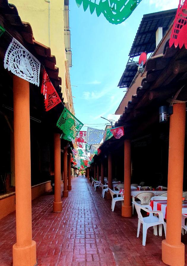 Hotel Corona Zihua Zihuatanejo Exterior foto